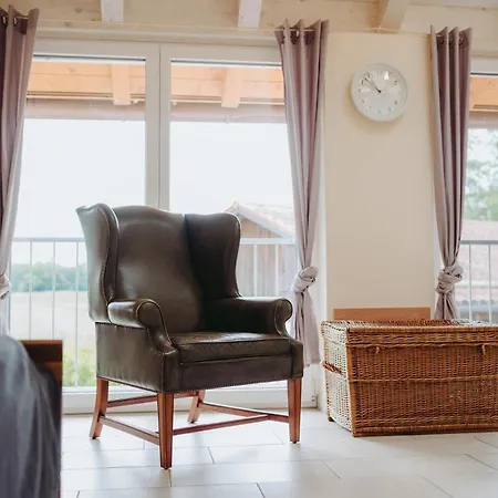 Gut Mischenried Apartment
